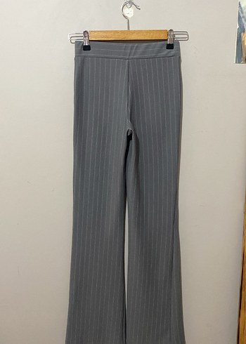 Gri Çizgili Tayt pantolon - Görsel 3