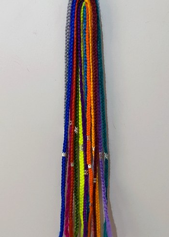 Renkli Püsküllü Örgü Saç Aksesuarı - Görsel 6