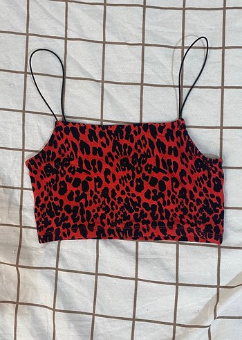 Kırmızı leopar desenli crop