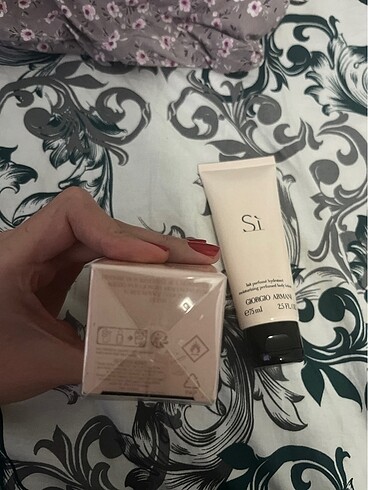 Beden Armani Si eau de parfüm ve krem