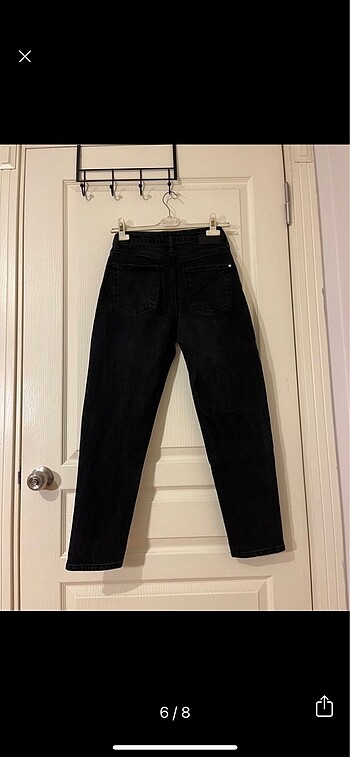 Mom Jeans