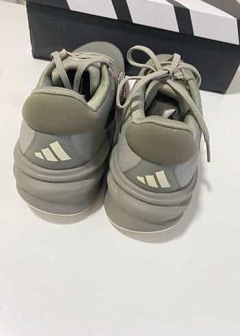 Gri Adidas Erkek Koşu ve Antrenman Ayakkabısı - Görsel 2