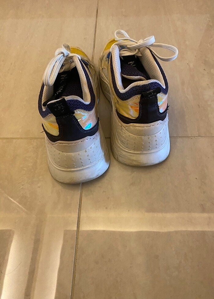 Spor ayakkabı - Görsel 2