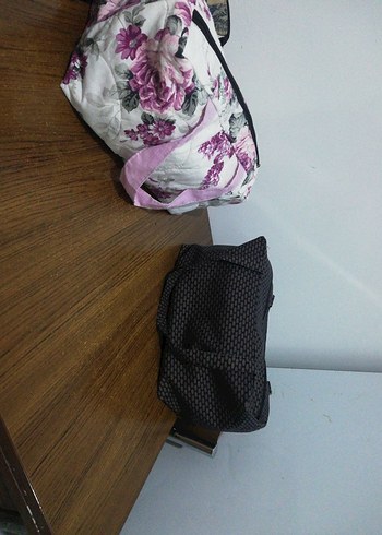 Mor Çiçek Desenli Kadın Çantası - Görsel 3