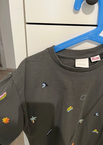 5 Yaş Beden , Baskılı Gri Erkek Çocuk Tişörtü Zara