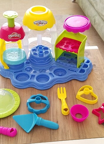 Play-doh neşeli pastaci seti