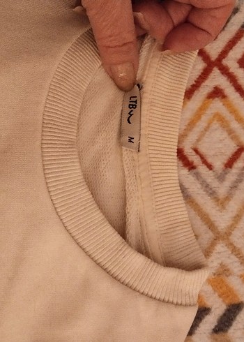 Bej Kadın Salaş uzun Kollu Tişört - Görsel 2