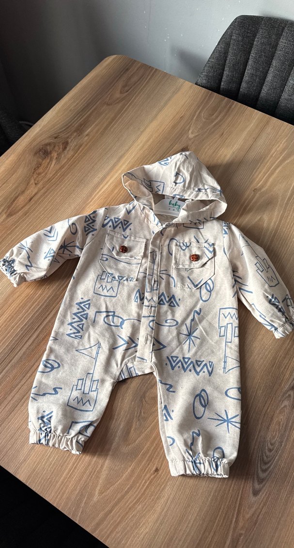 Düğmeli Kapüşonlu Bebek Erkek Tulum - Görsel 2