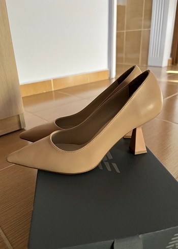 39 Beden ten rengi Renk Bej Kadın Stiletto Topuklu Ayakkabı