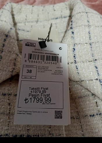 Düğmeli Beyaz Mini Kadın Ceket - Görsel 4