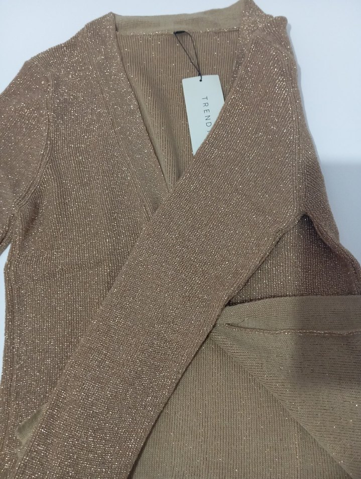 Kahverengi Parlak V Yaka Kadın Hırka - Görsel 5