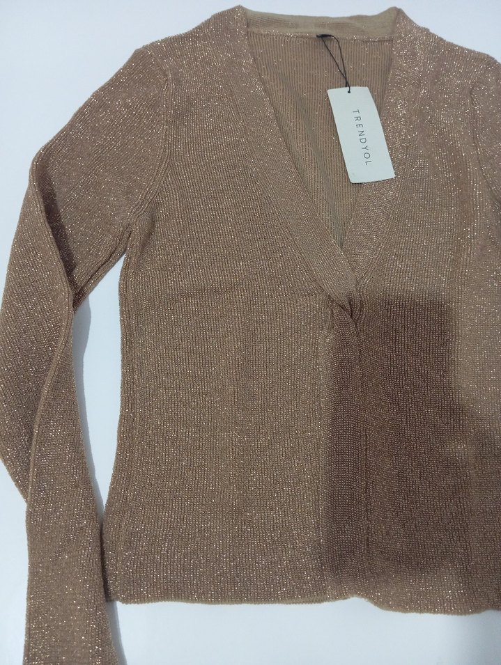 Kahverengi Parlak V Yaka Kadın Hırka - Görsel 3