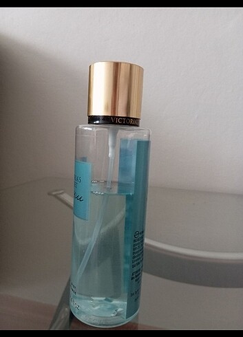 Victoria's secret aqua Kiss vücut spreyi - Görsel 2