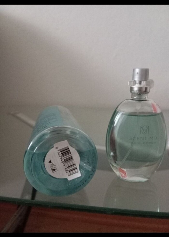 Victoria's secret aqua Kiss vücut spreyi - Görsel 3