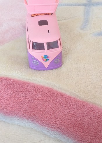  Beden Renkli Pembe Oyuncak Minibüs