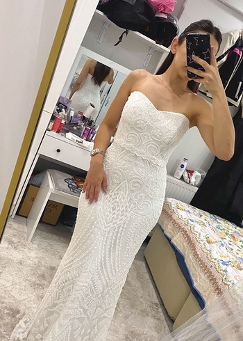 Straplez Beyaz inci ve payetli abiye - Görsel 2