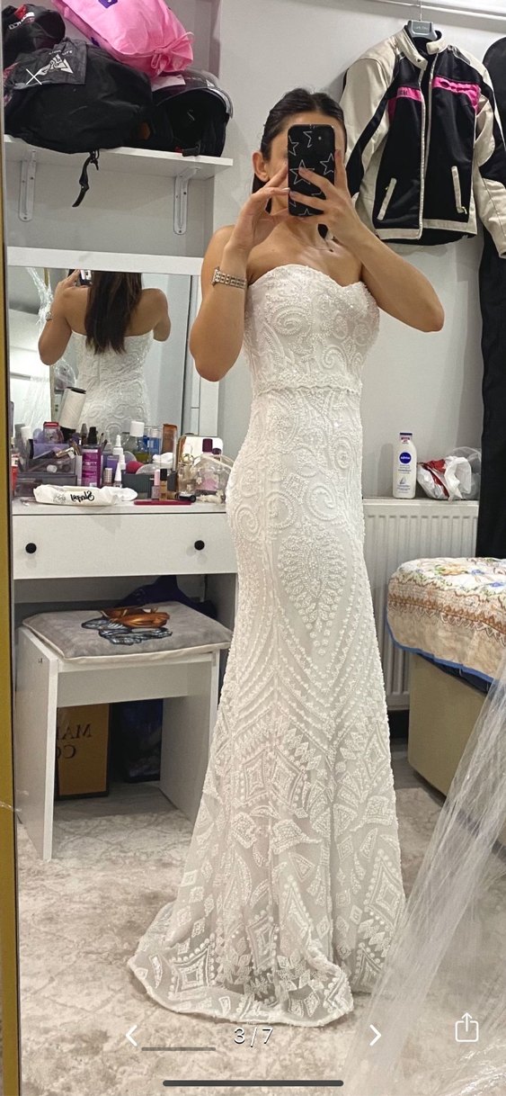 Straplez Beyaz inci ve payetli abiye - Görsel 3