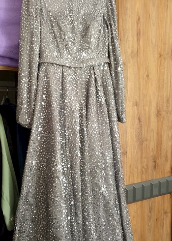 Pullu Gri Uzun Kollu Uzun Elbise - Görsel 3