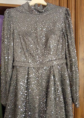 Pullu Gri Uzun Kollu Uzun Elbise - Görsel 5