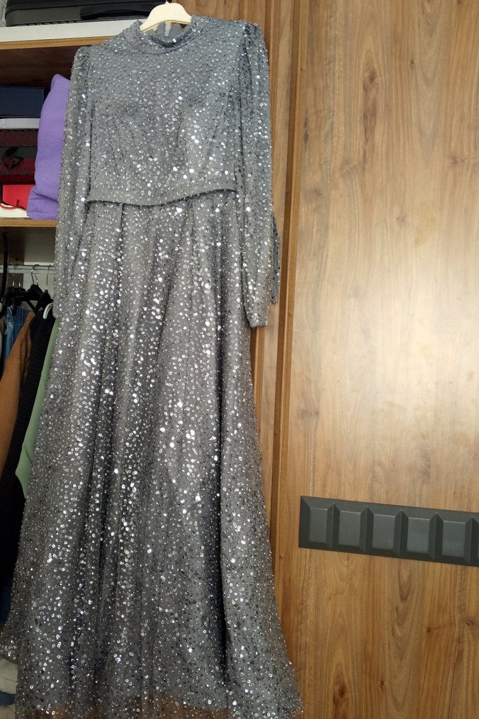 Pullu Gri Uzun Kollu Uzun Elbise - Görsel 2