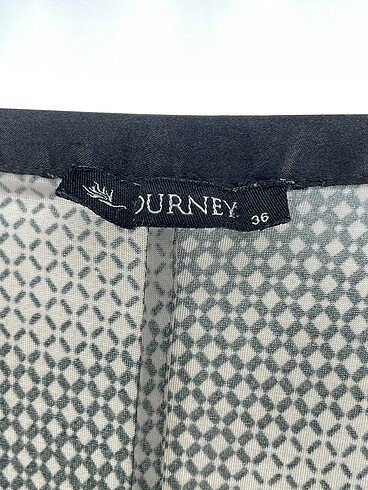 36 Beden çeşitli Renk Journey Bluz %70 İndirimli.