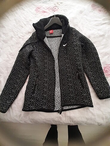 Nike NİKE ÇEKER