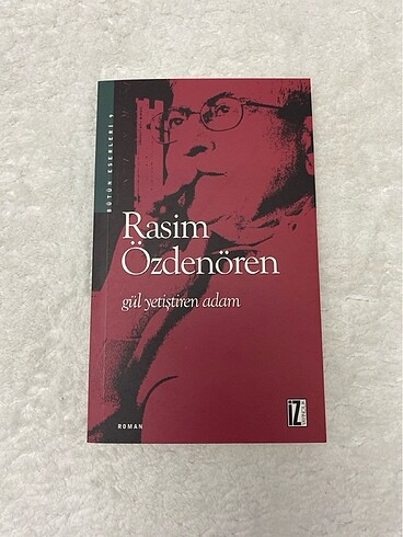 Gül yetiştiren adam Rasim Özdenören