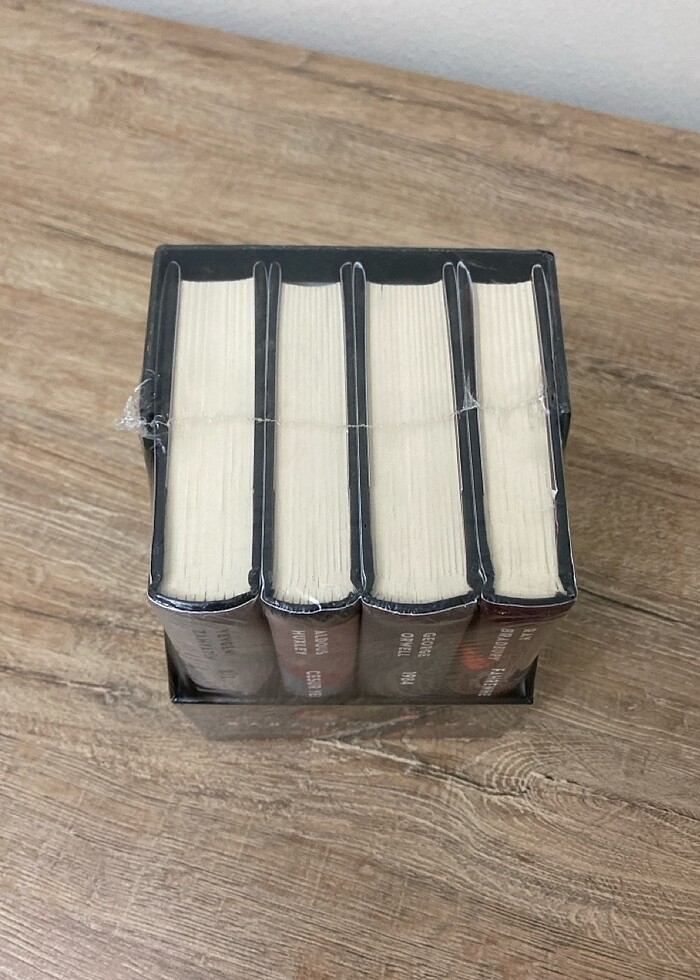 Kara dörtleme İthaki yayınları kutu set - Görsel 2