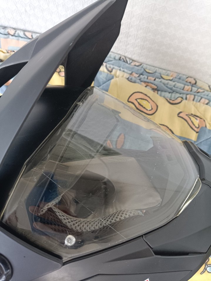 Siyah Motosiklet Kaskı - Görsel 4