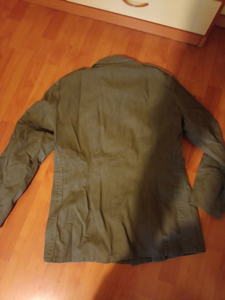 Düğmeli, uzun kollu bej keten ceket - Görsel 2