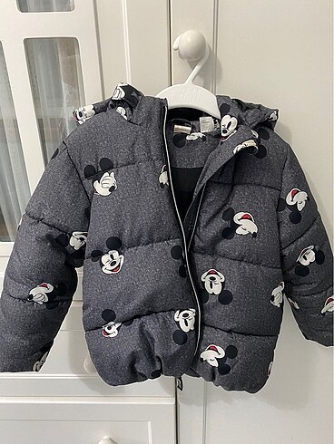 Erkek bebek Mickey desenli şişme mont