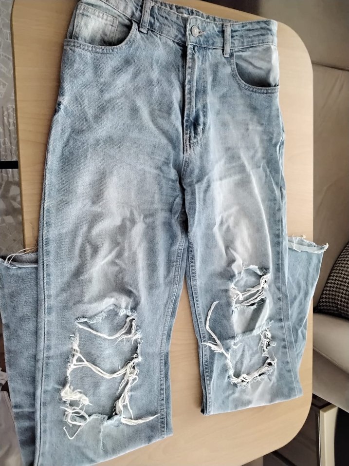 Yırtık Detaylı Salaş Midi Boy Kadın Jean - Görsel 3