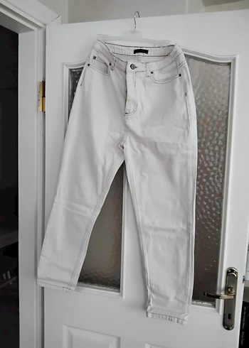Beyaz Regular Fit Kadın Kot Pantolon