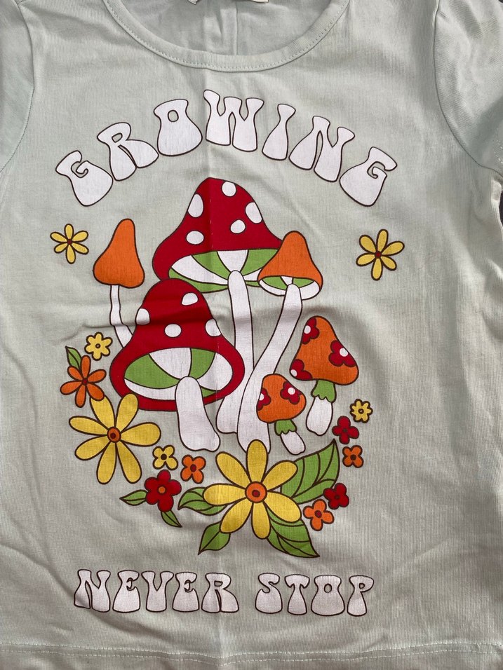 Çiçek ve Mantar Baskılı Kız Tişörtü - Görsel 2