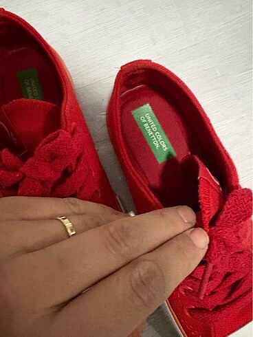 36 Beden kırmızı Renk Benetton converse ayakkabı