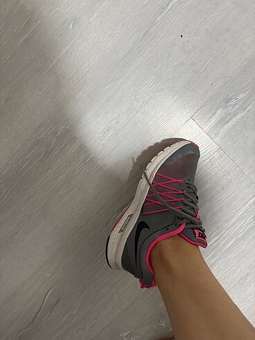 Nike spor ayakkabı orjinal