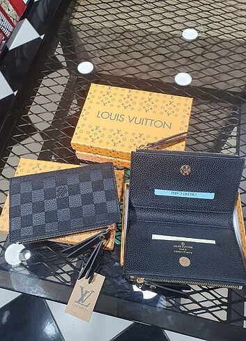 Beden Louis Vuitton pudra bayan cüzdan