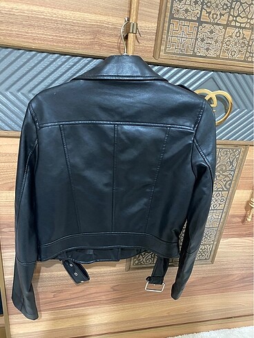 xs Beden siyah Renk Stradivarius kemerli suni deri biker ceket