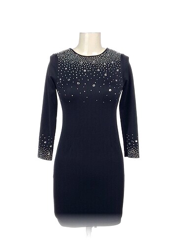 PreLoved Kısa Elbise %70 İndirimli.
