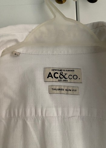 Düğmeli Beyaz Keten Erkek Gömlek - Görsel 3