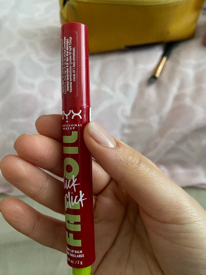 NYX Parlak Kırmızı Dudak Parlatıcısı - Görsel 3