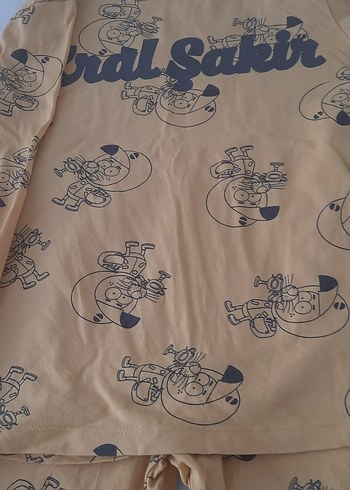 10 Yaş Beden kral şakir pijama takımı