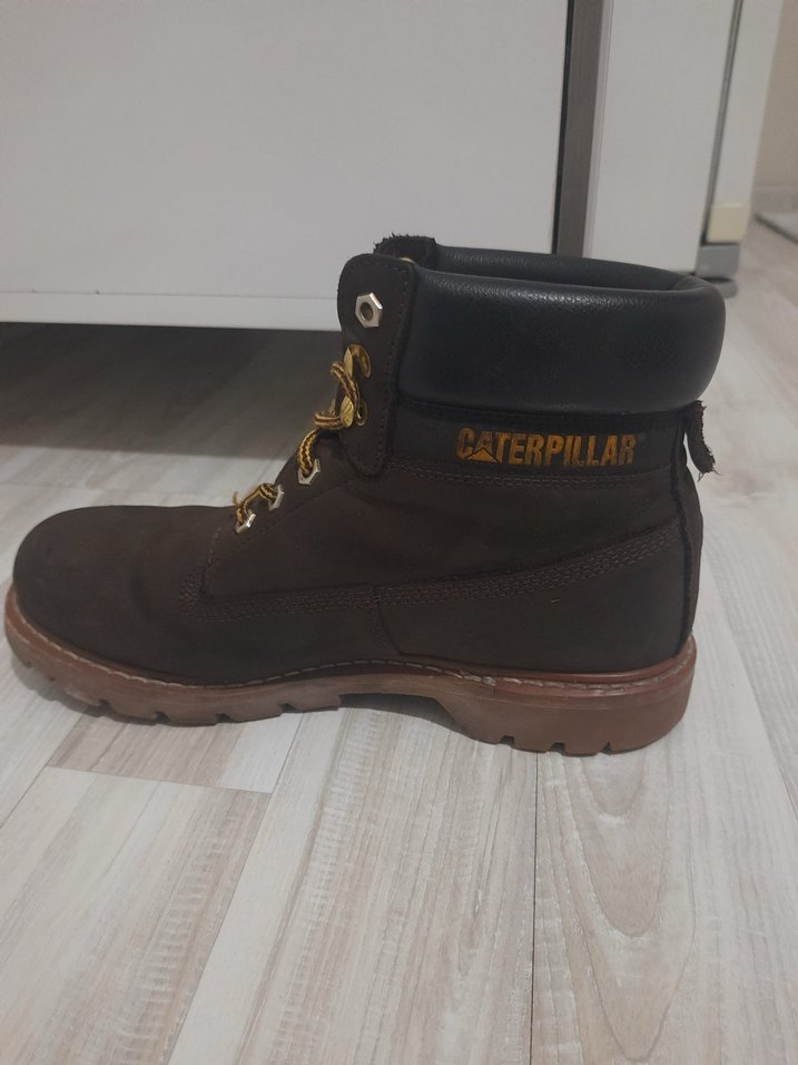 Kahverengi Süet CAT erkek bot - Görsel 3