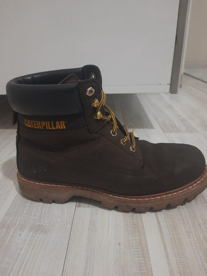 Kahverengi Süet CAT erkek bot - Görsel 2