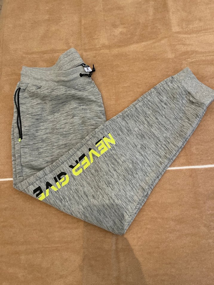 Gri Fermuarlı Rahat Eşofman Altı - Görsel 2