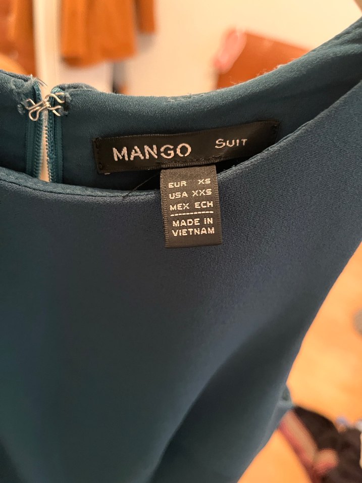 Yeşil Yüksek Yakalı Kolsuz Midi Elbise - Görsel 2