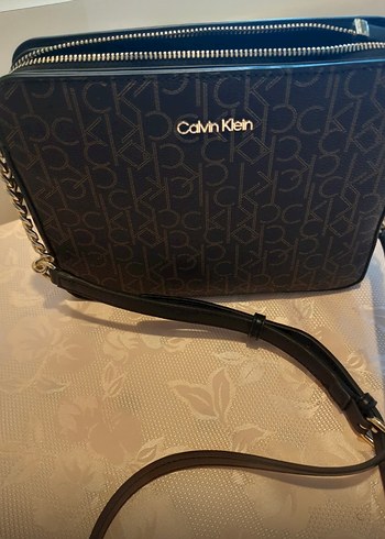 Zincir Detaylı Kahverengi Deri Kadın Çapraz Çanta - Görsel 2