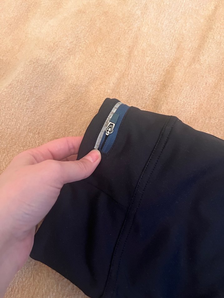 Fermuarlı Siyah Midi Spor Tayt - Görsel 3