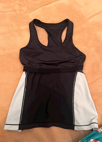 Siyah Spor Kadın Atlet - Görsel 3