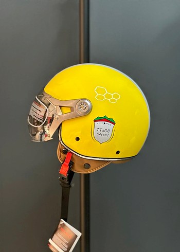 Parlak Kırmızı Retro Motosiklet Kaskı - Görsel 5